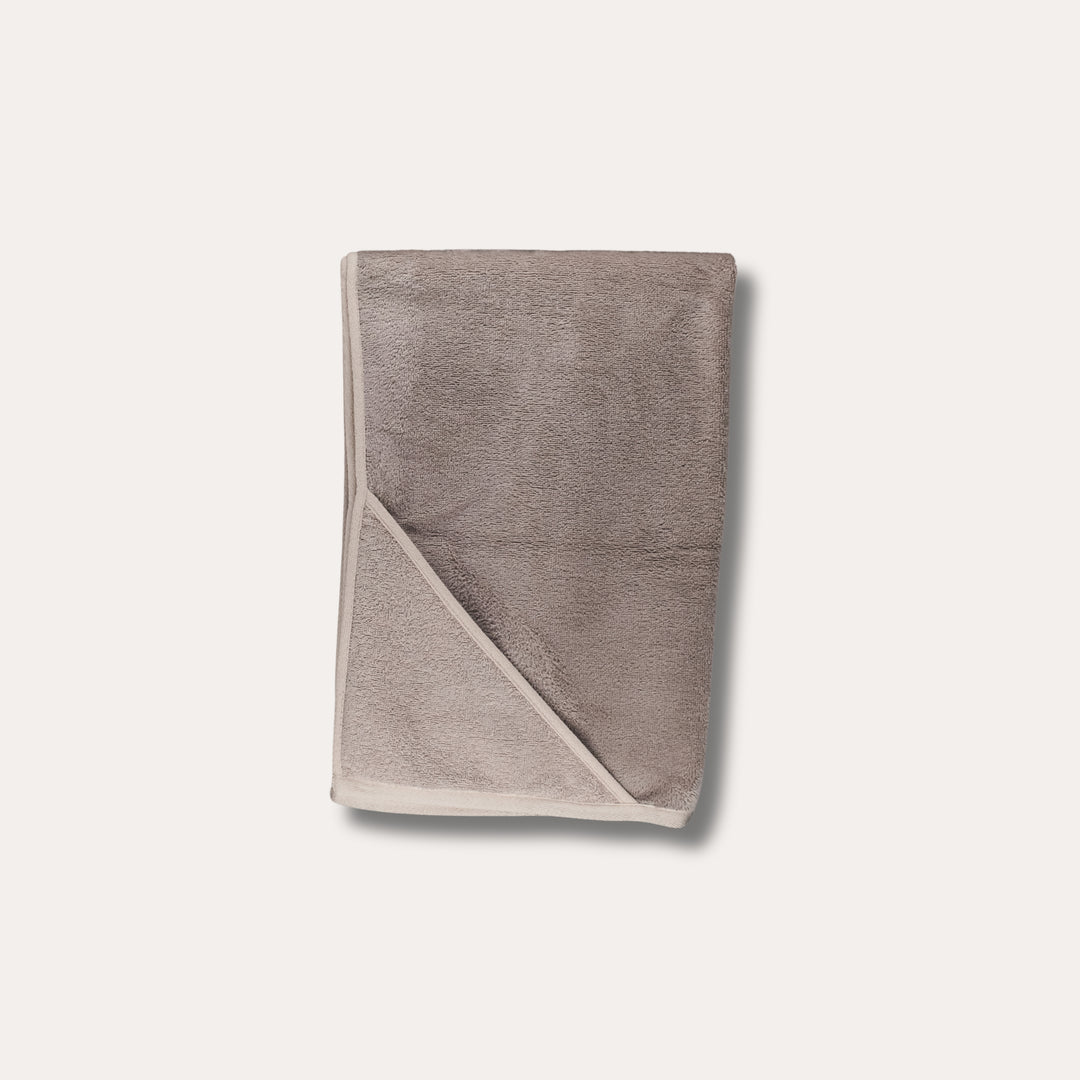 Soft Rituals | Pocket Drying Towel | Stone & Cocoa