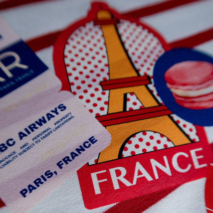 Bonjour Paris T-Shirt | Rouge Breton