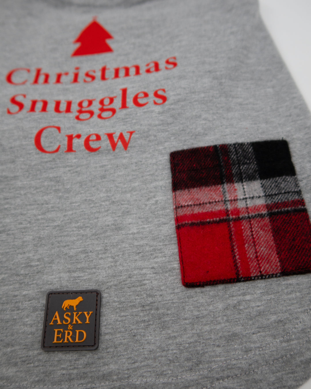 Christmas Snuggles Crew Tshirt | Winter Fog