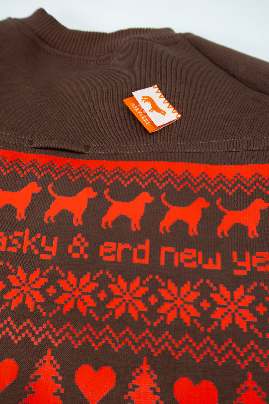 Woofmas | Chestnut Classic