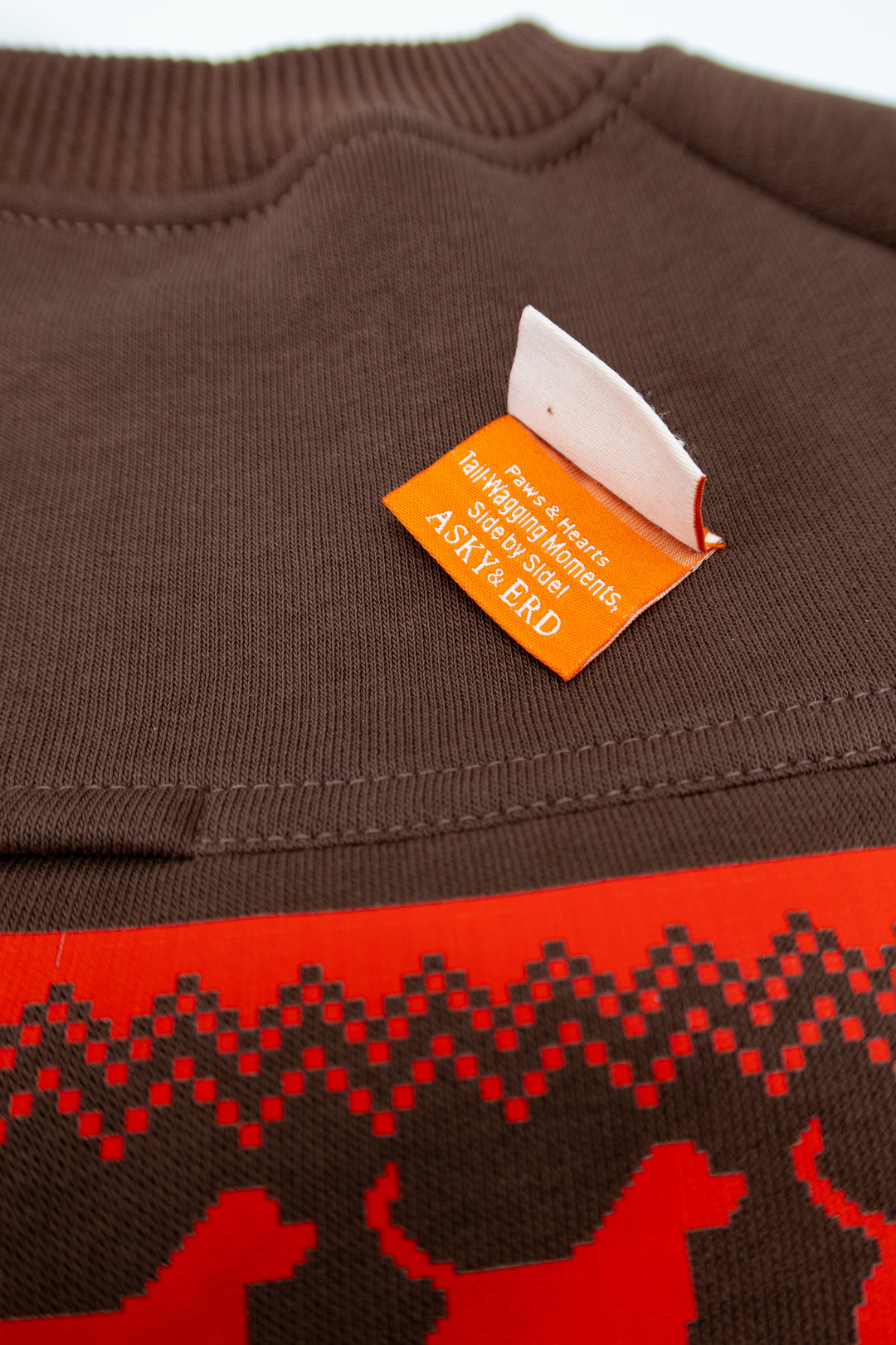 Woofmas | Chestnut Classic